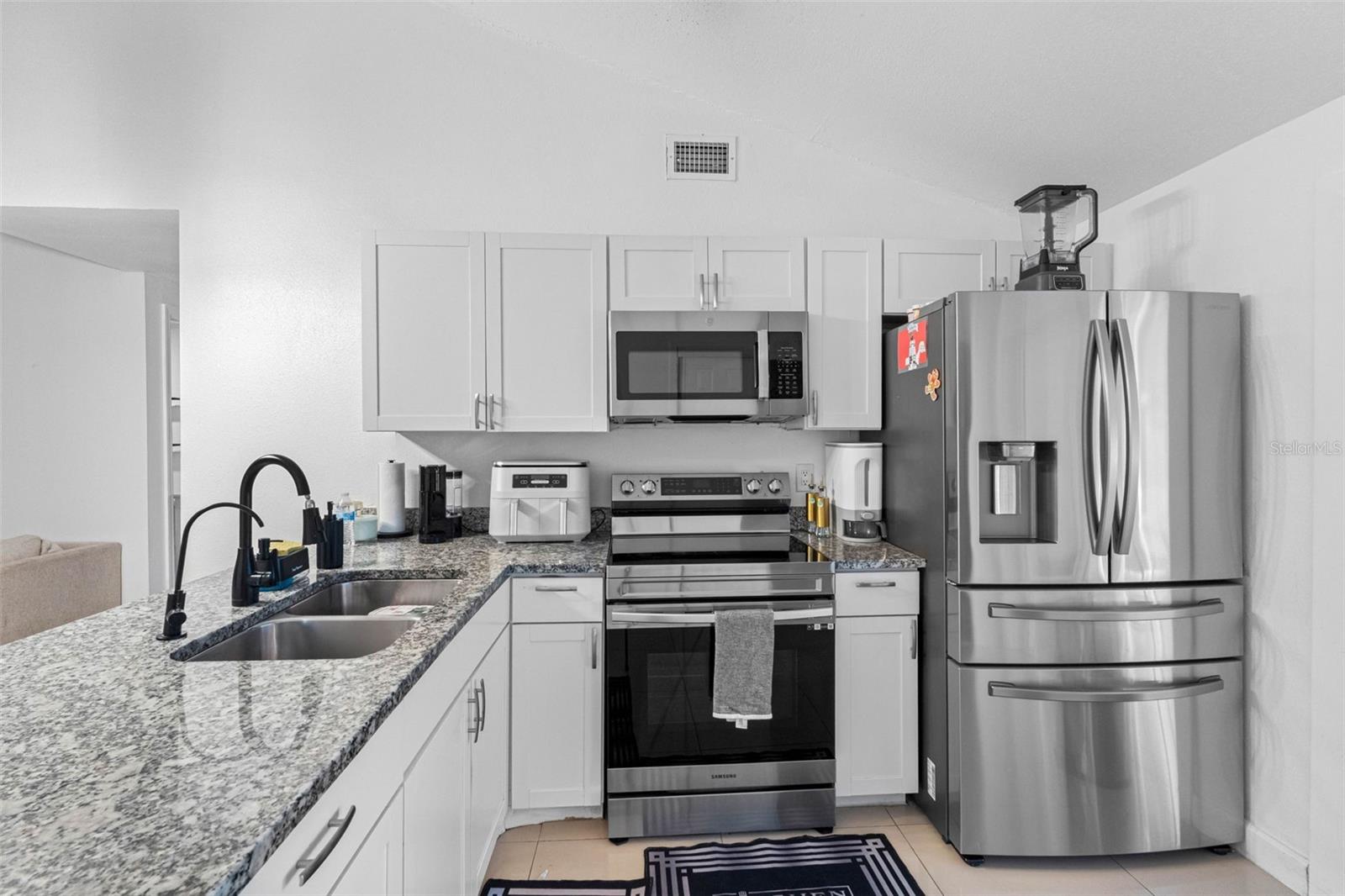 10113 ROYAL ACRES CT, TAMPA, FL, 33615