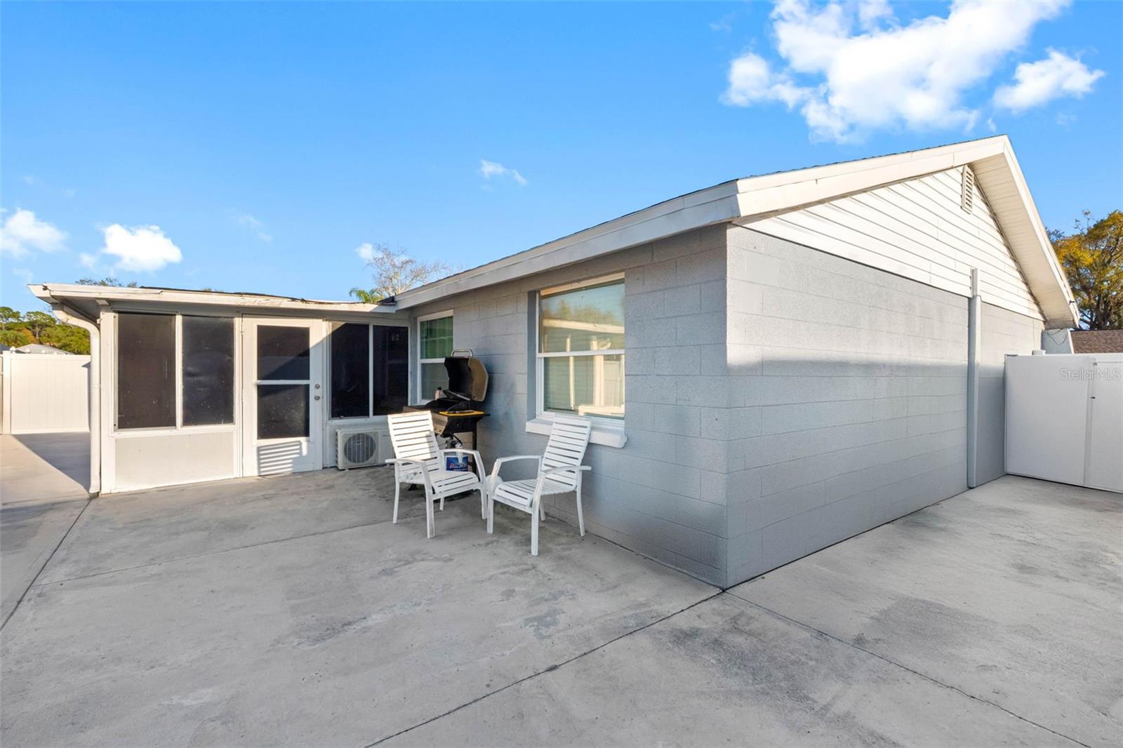 10113 ROYAL ACRES CT, TAMPA, FL, 33615