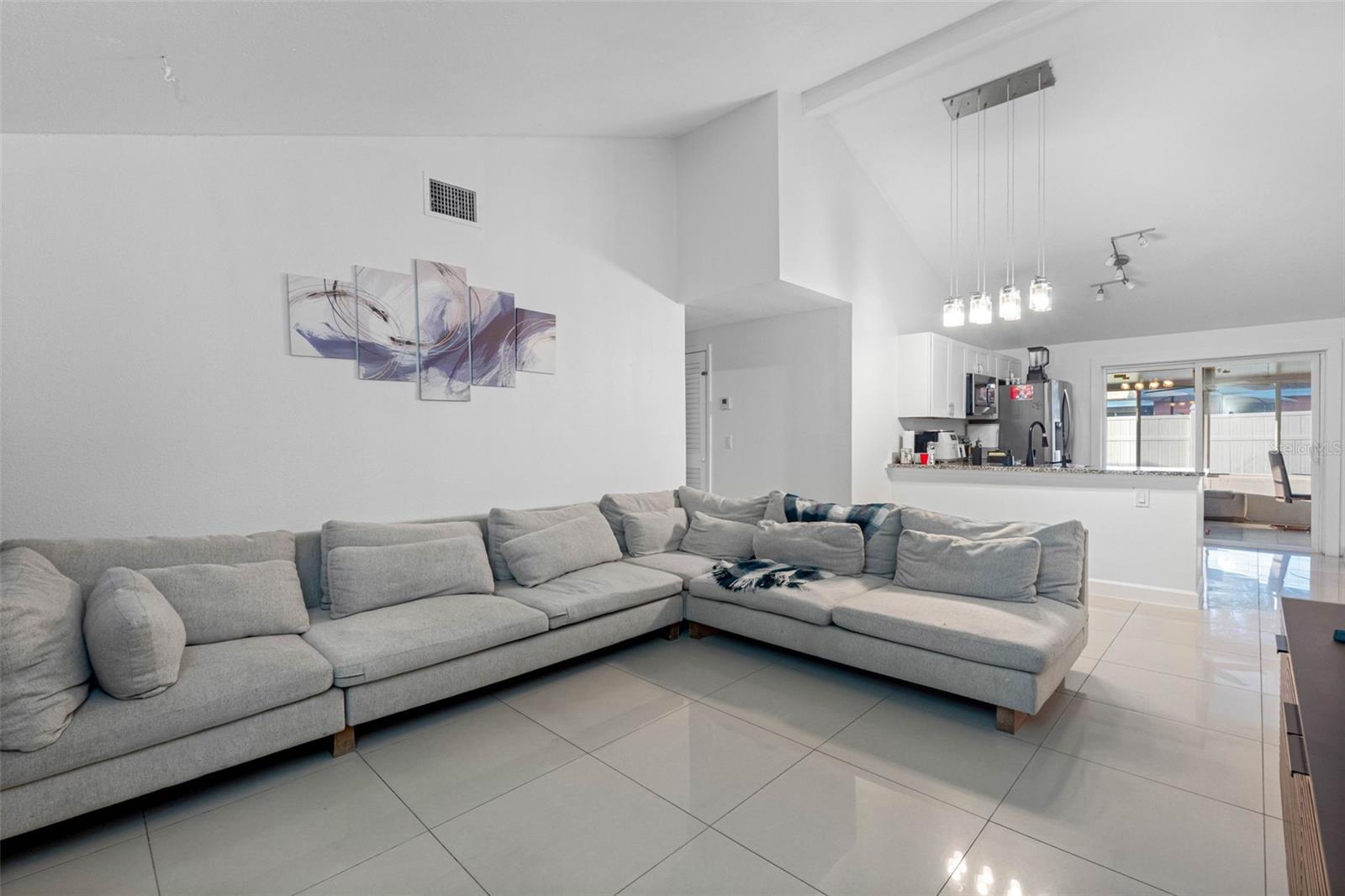 10113 ROYAL ACRES CT, TAMPA, FL, 33615