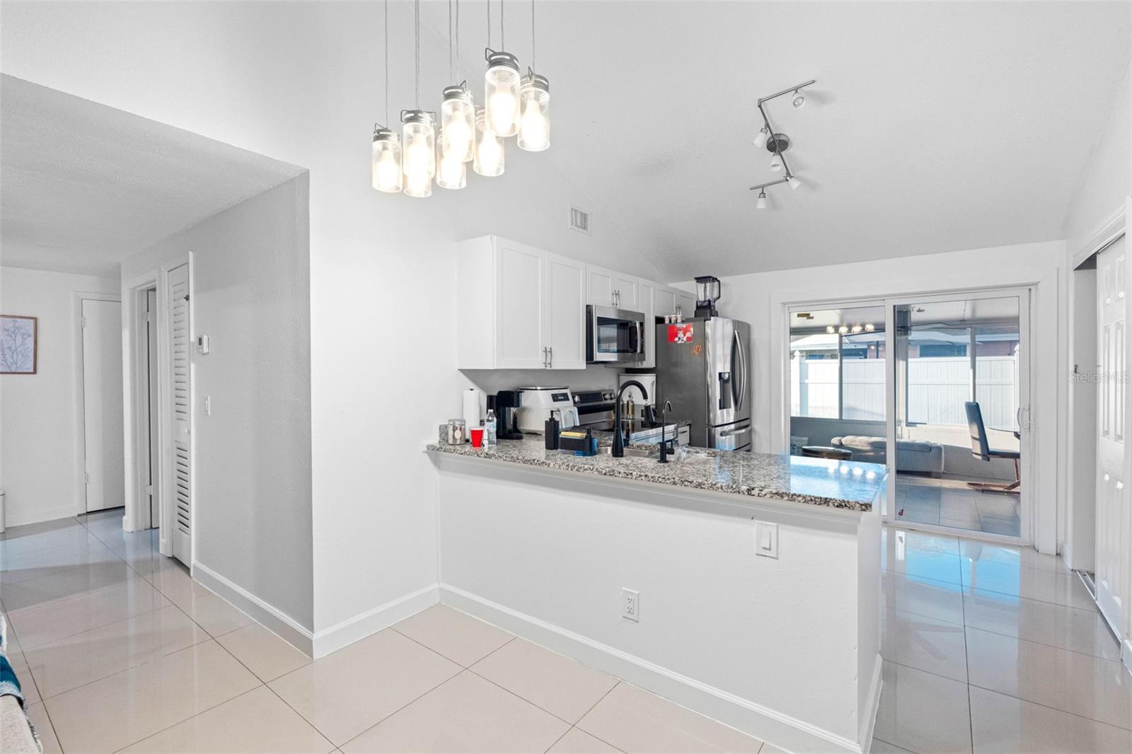 10113 ROYAL ACRES CT, TAMPA, FL, 33615