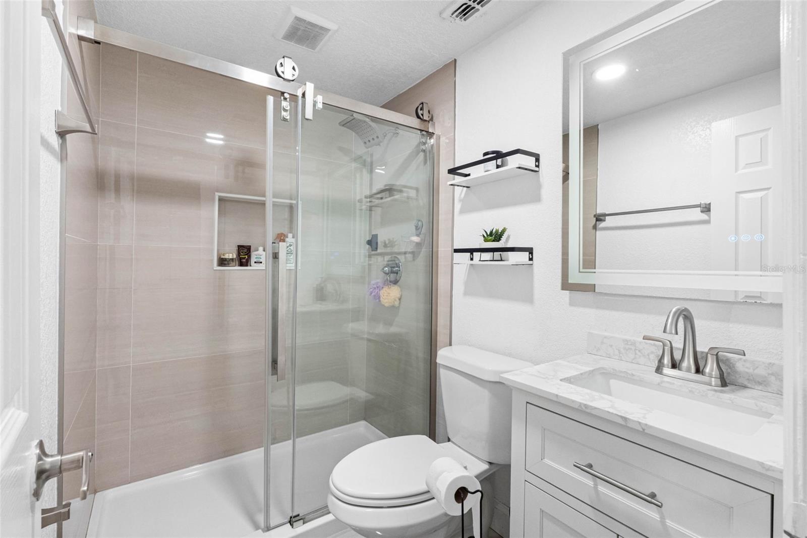 10113 ROYAL ACRES CT, TAMPA, FL, 33615