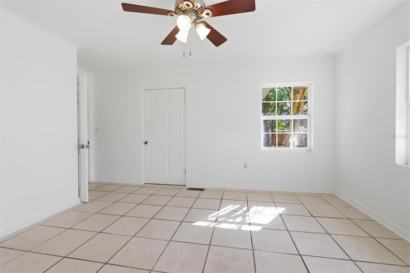 1530 E MINNESOTA AVE, DELAND, FL, 32724