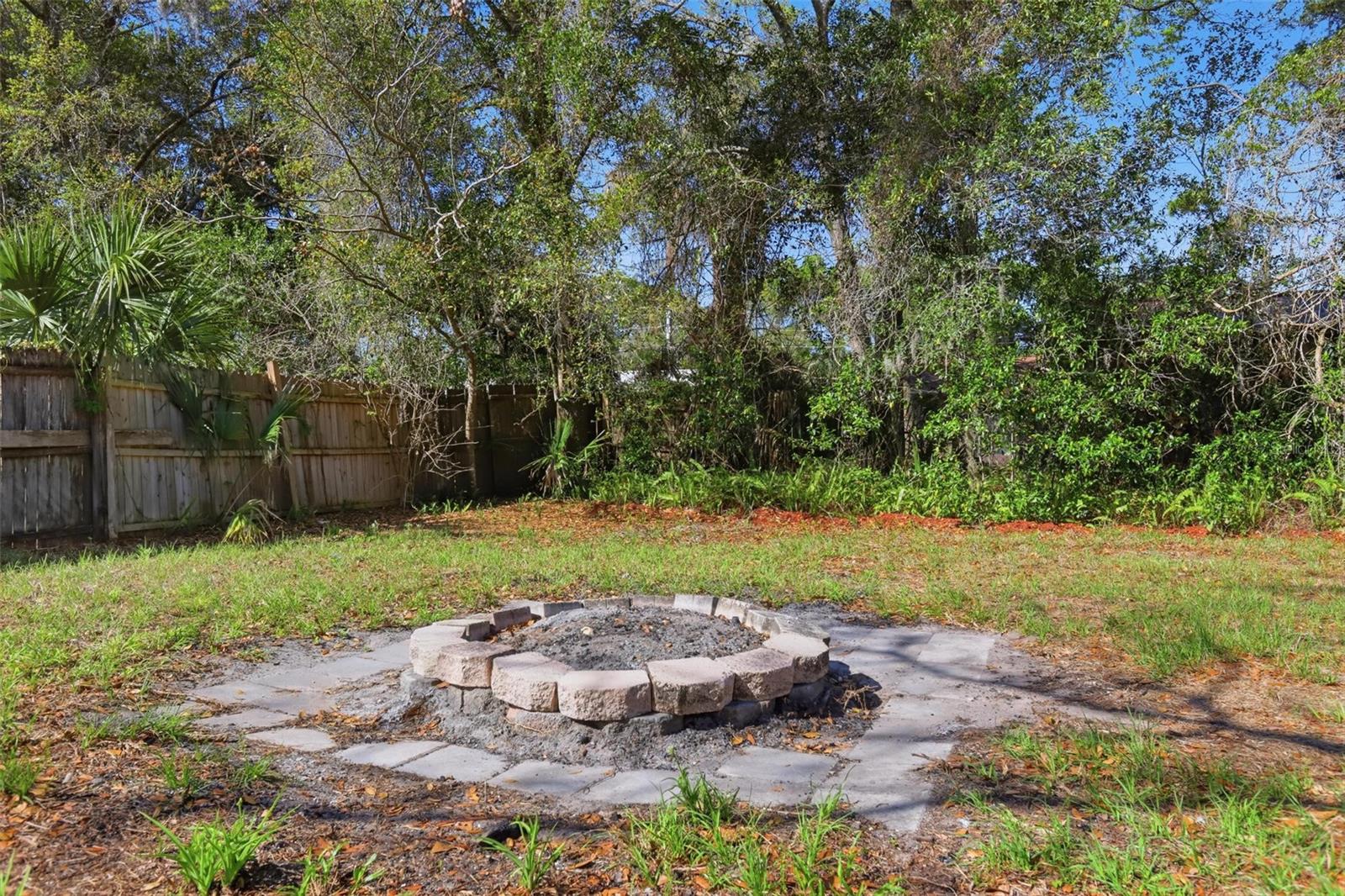 1530 E MINNESOTA AVE, DELAND, FL, 32724