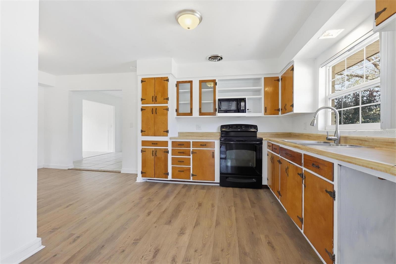 1530 E MINNESOTA AVE, DELAND, FL, 32724