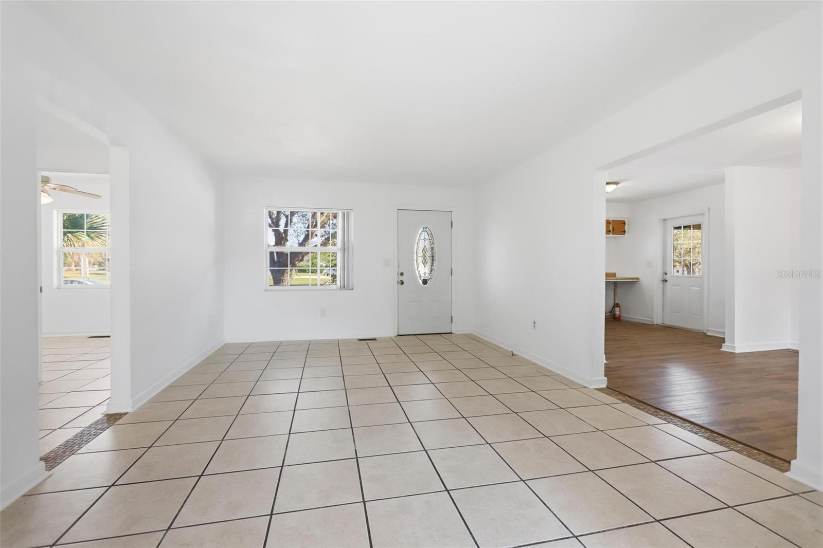 1530 E MINNESOTA AVE, DELAND, FL, 32724