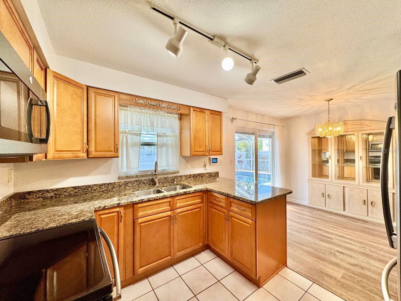 1145 STEWART DR, DUNEDIN, FL, 34698