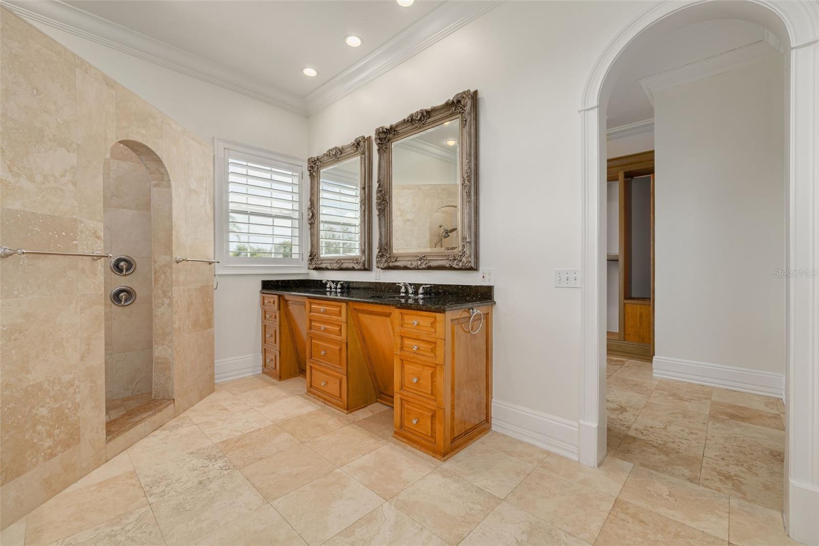 333 30TH AVE N, ST PETERSBURG, FL, 33704