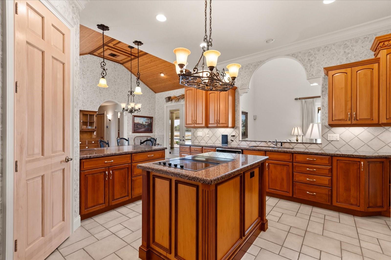 27 STONE GATE N, LONGWOOD, FL, 32779