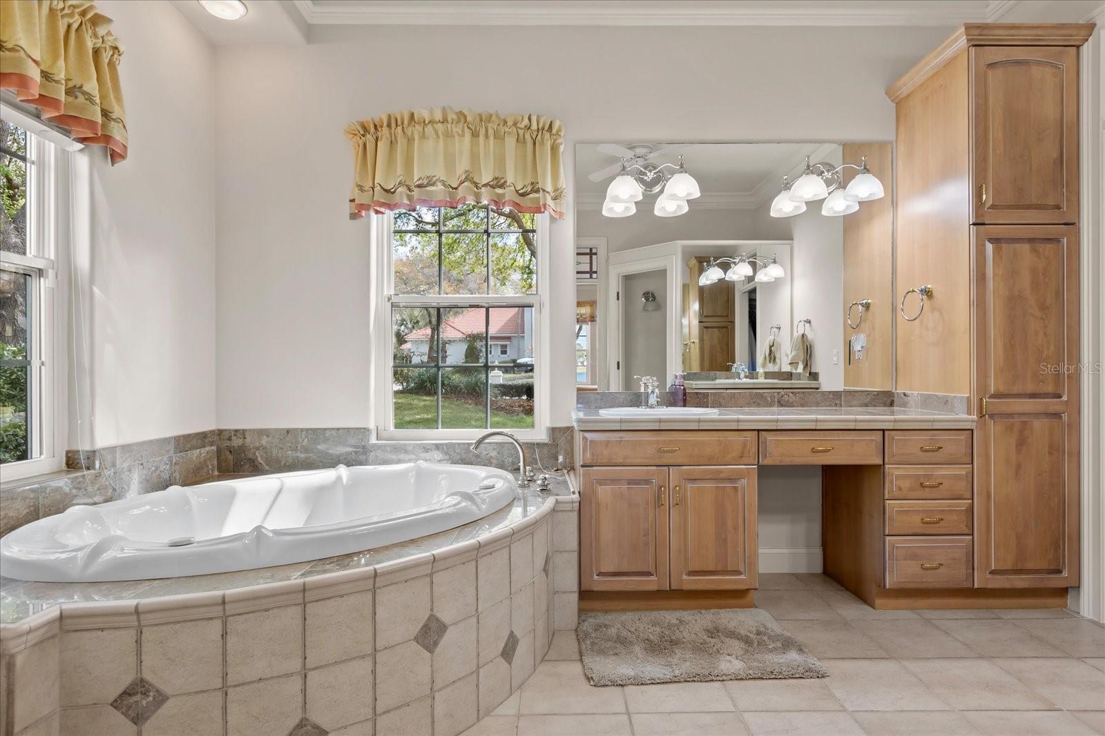 27 STONE GATE N, LONGWOOD, FL, 32779