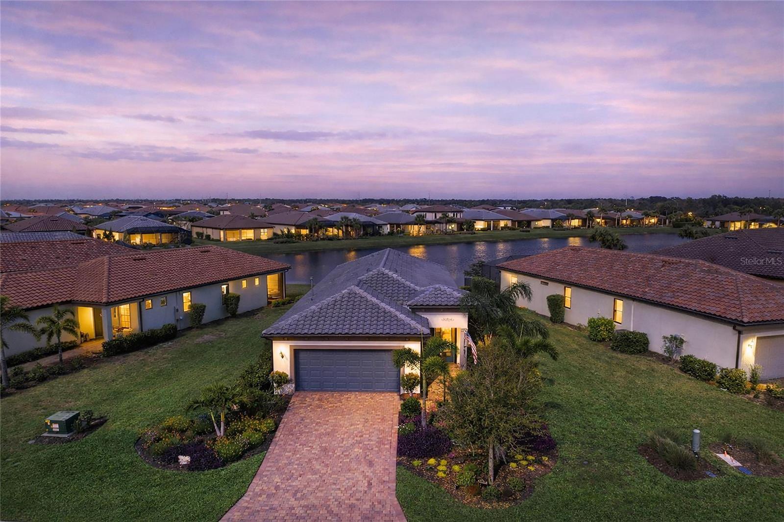 7575 SUMMERLAND CV, LAKEWOOD RANCH, FL, 34202