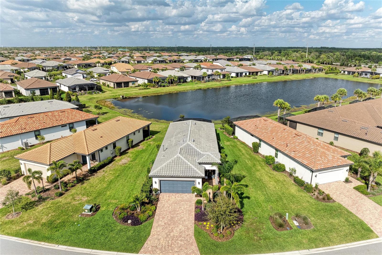 7575 SUMMERLAND CV, LAKEWOOD RANCH, FL, 34202