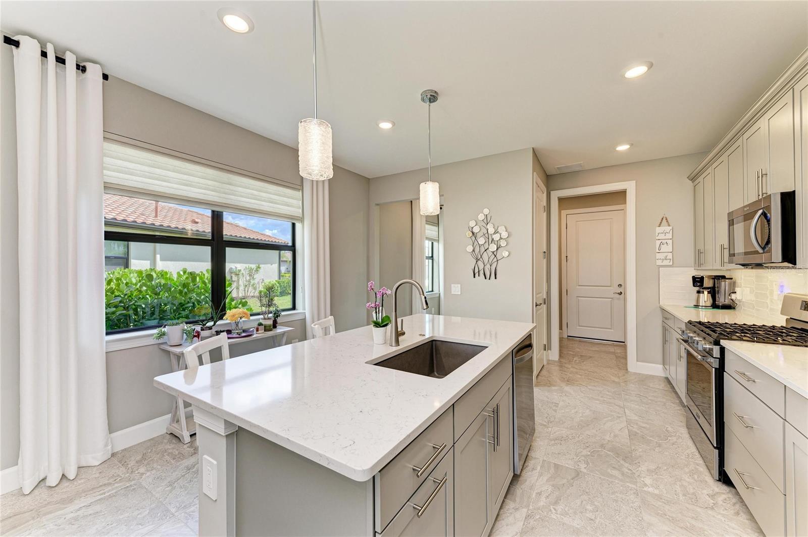 7575 SUMMERLAND CV, LAKEWOOD RANCH, FL, 34202