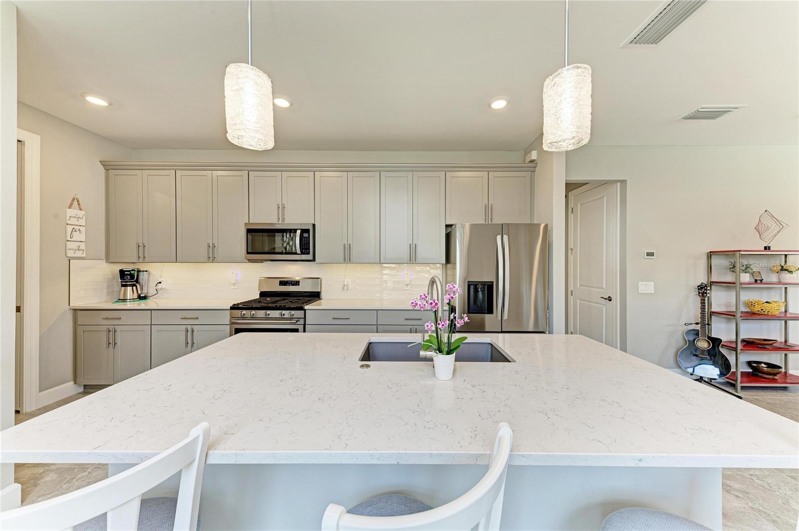7575 SUMMERLAND CV, LAKEWOOD RANCH, FL, 34202