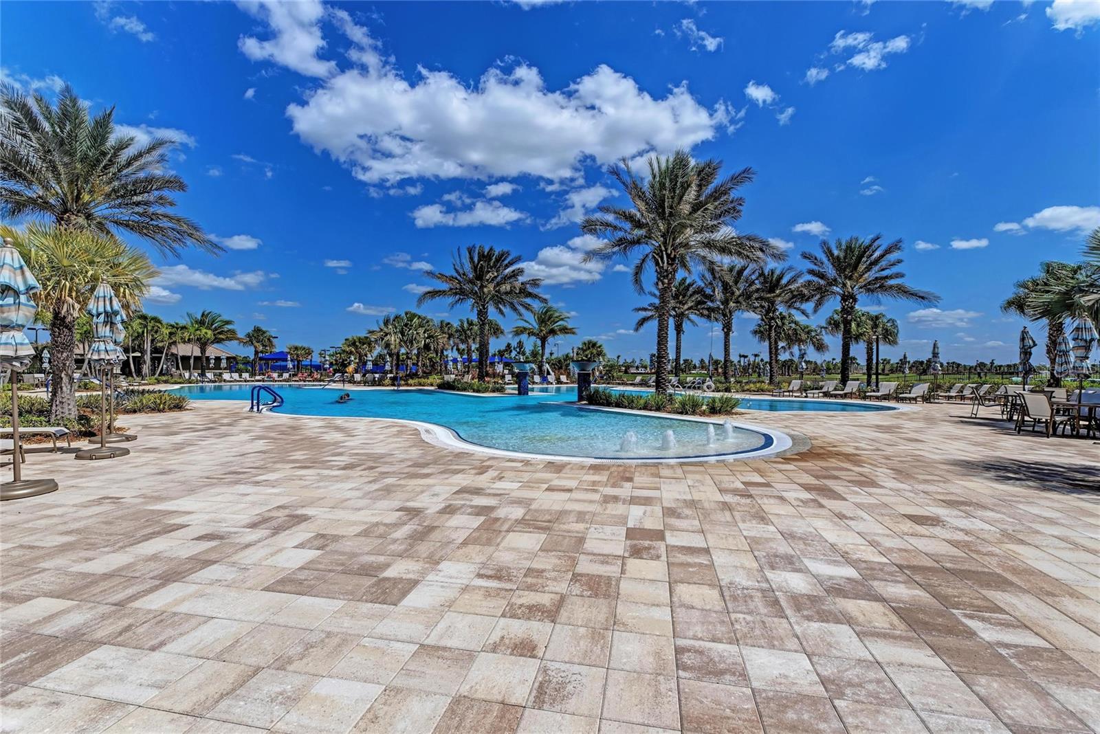7575 SUMMERLAND CV, LAKEWOOD RANCH, FL, 34202