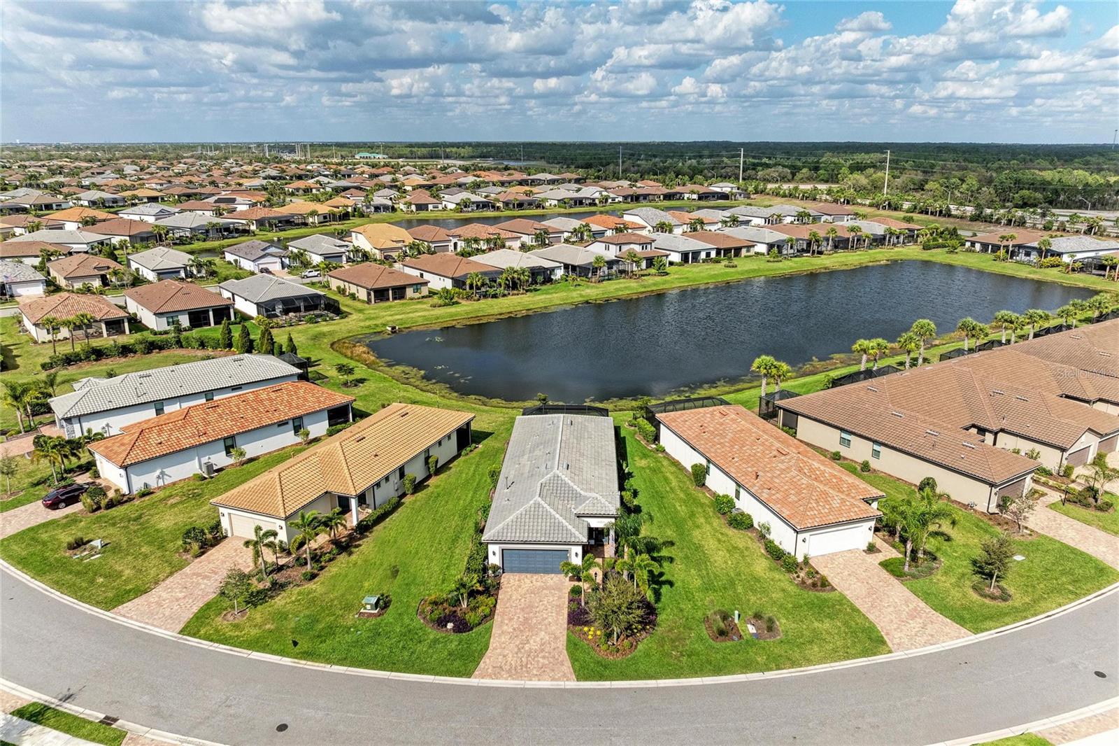 7575 SUMMERLAND CV, LAKEWOOD RANCH, FL, 34202