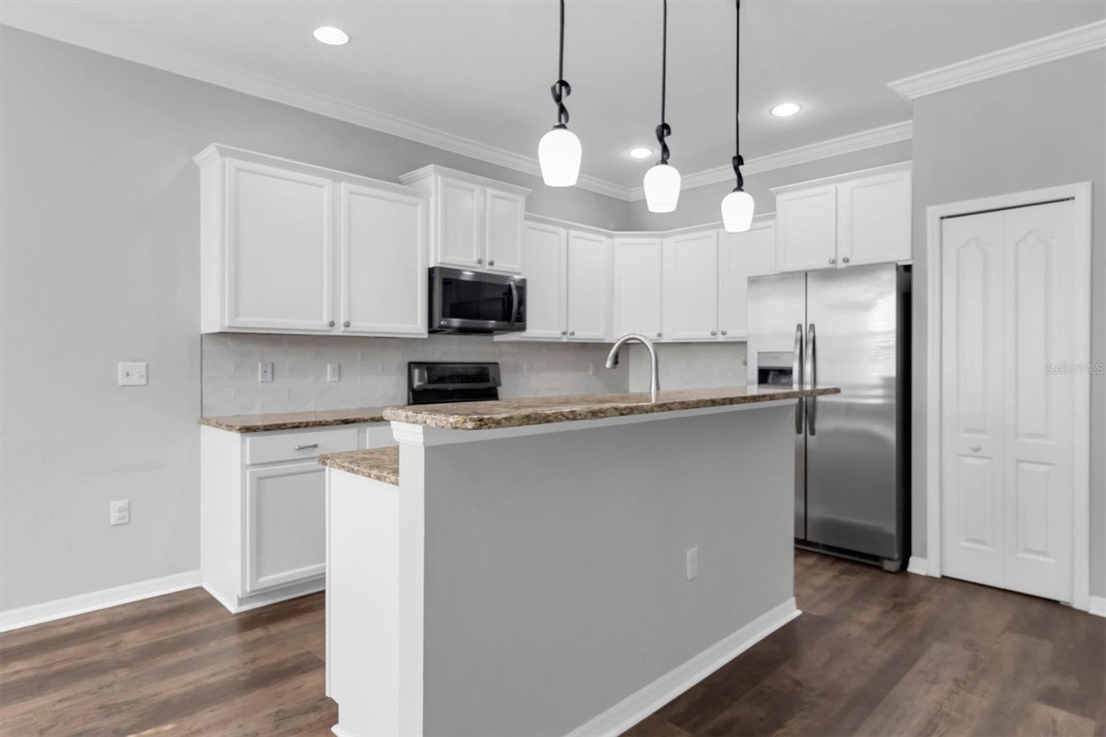 11150 PARADISE POINT WAY, NEW PORT RICHEY, FL, 34654