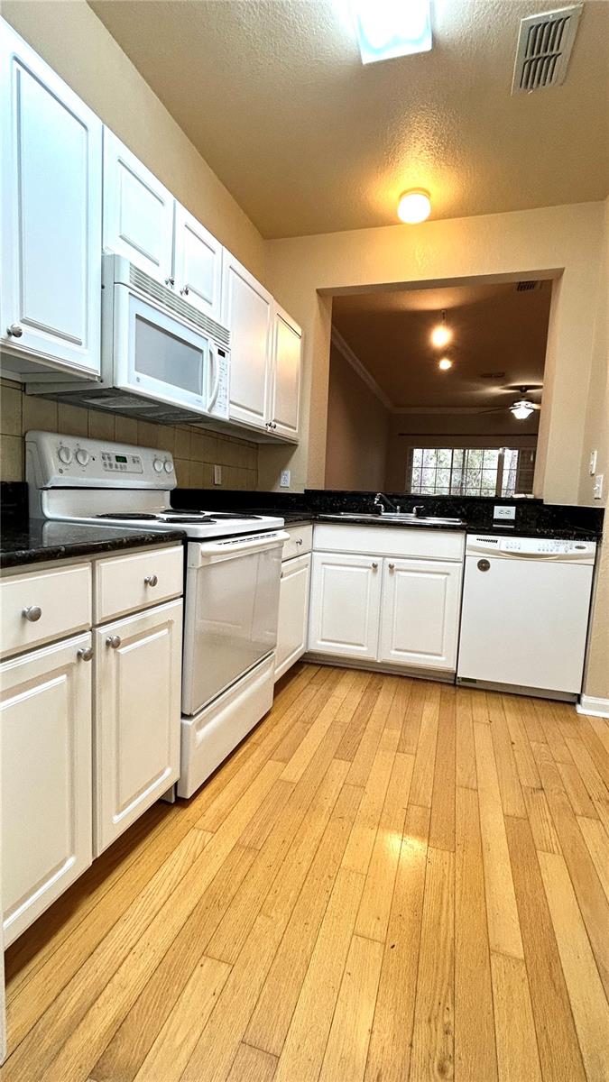 4988 NW 43RD AVE #106, GAINESVILLE, FL, 32606