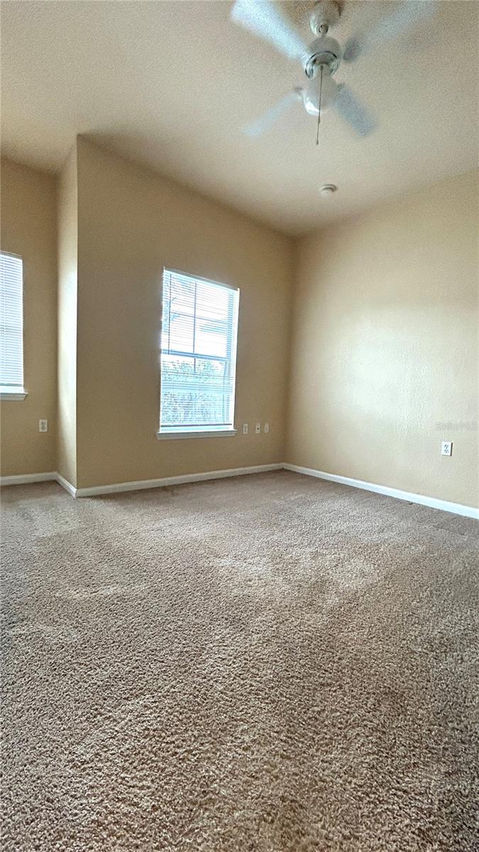 4988 NW 43RD AVE #106, GAINESVILLE, FL, 32606