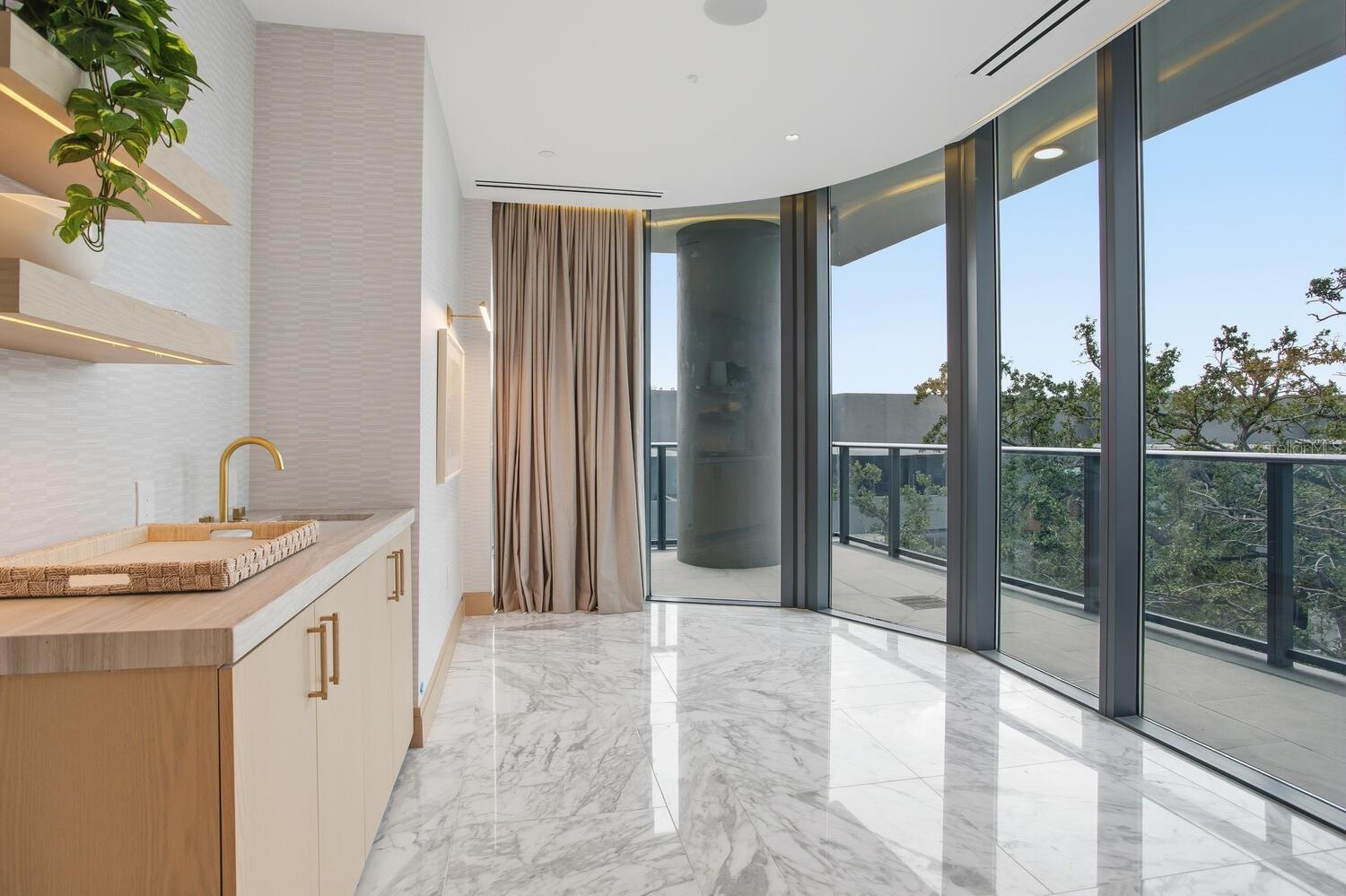 3015 S YSABELLA AVE #1101, TAMPA, FL, 33629