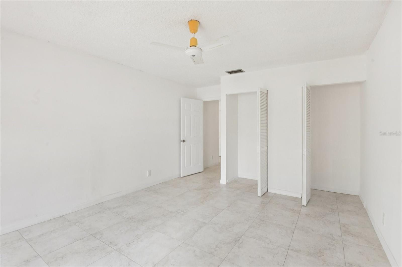 2064 SUNSET POINT RD #71, CLEARWATER, FL, 33765