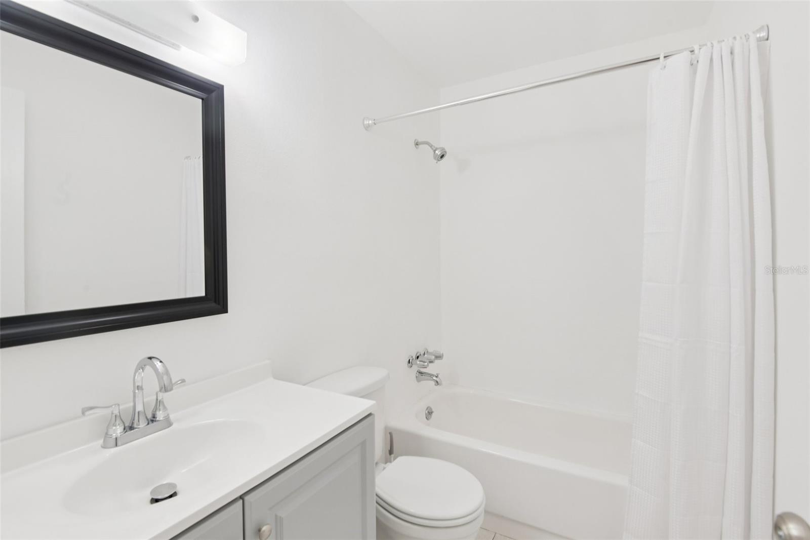 2064 SUNSET POINT RD #71, CLEARWATER, FL, 33765