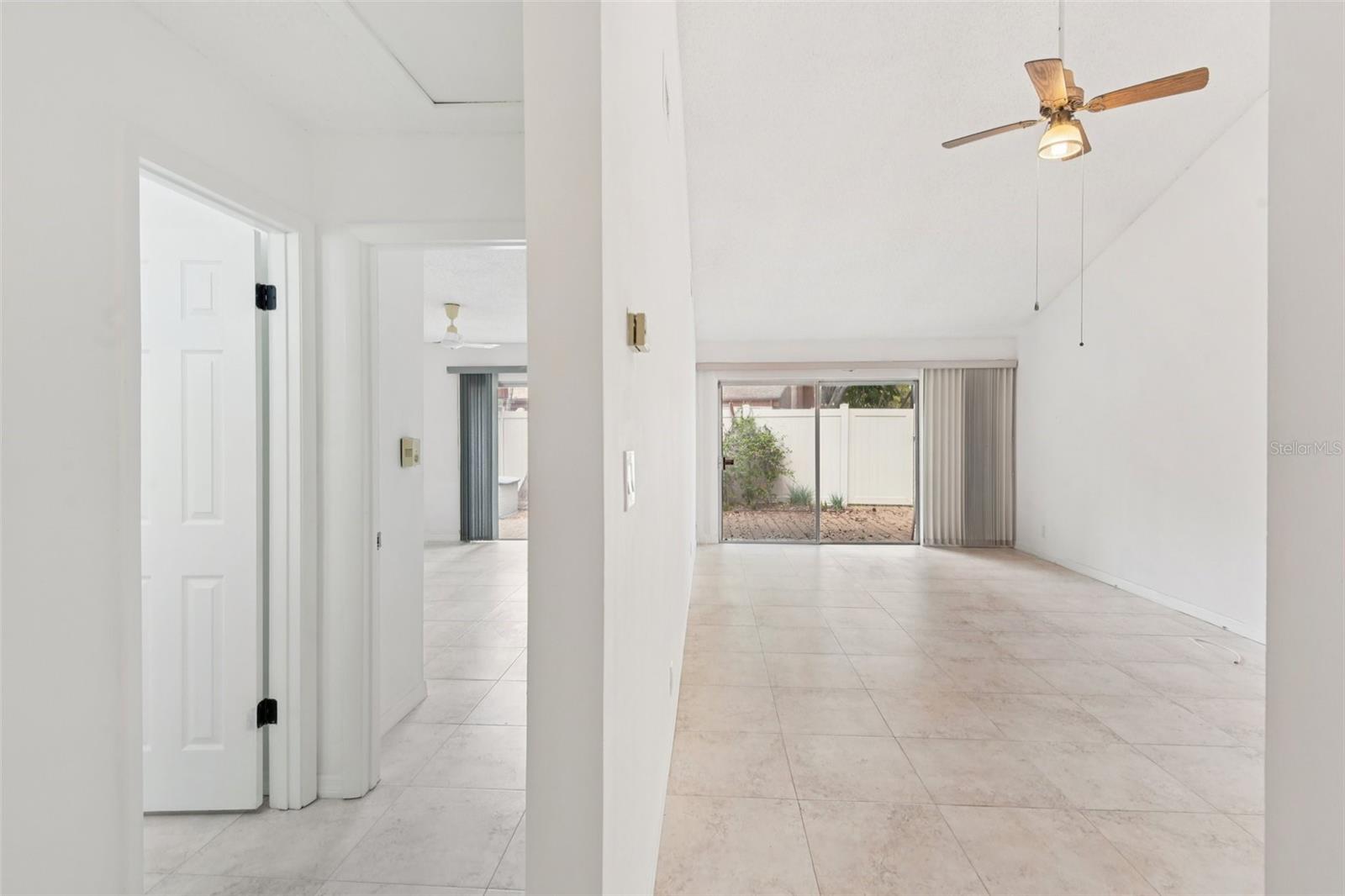 2064 SUNSET POINT RD #71, CLEARWATER, FL, 33765