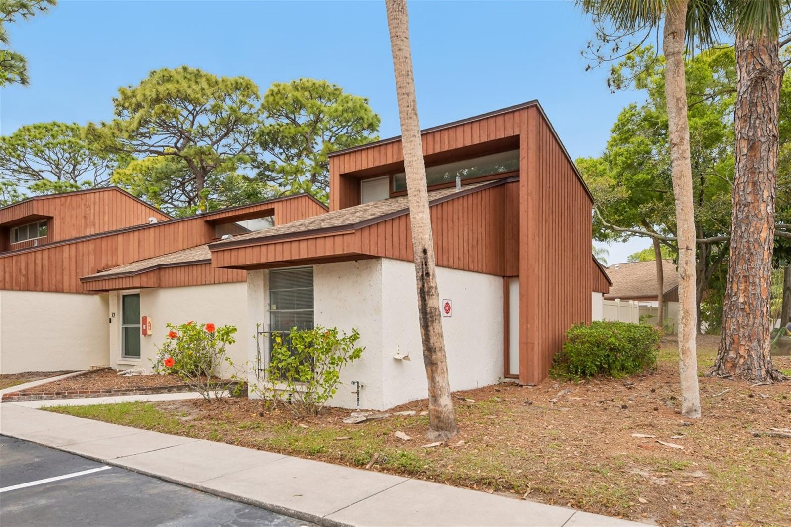 2064 SUNSET POINT RD #71, CLEARWATER, FL, 33765
