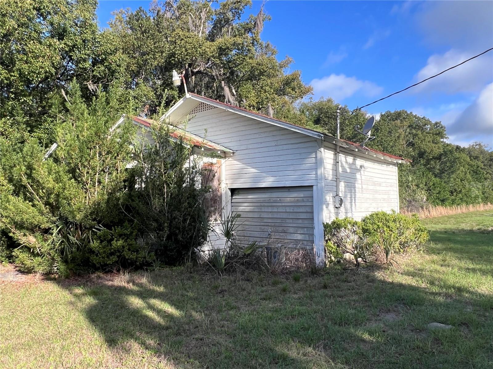 180 E 3RD AVE, PIERSON, FL, 32180