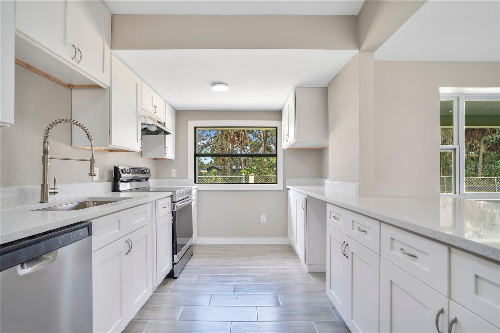 6211 FLORENCE ST, GIBSONTON, FL, 33534