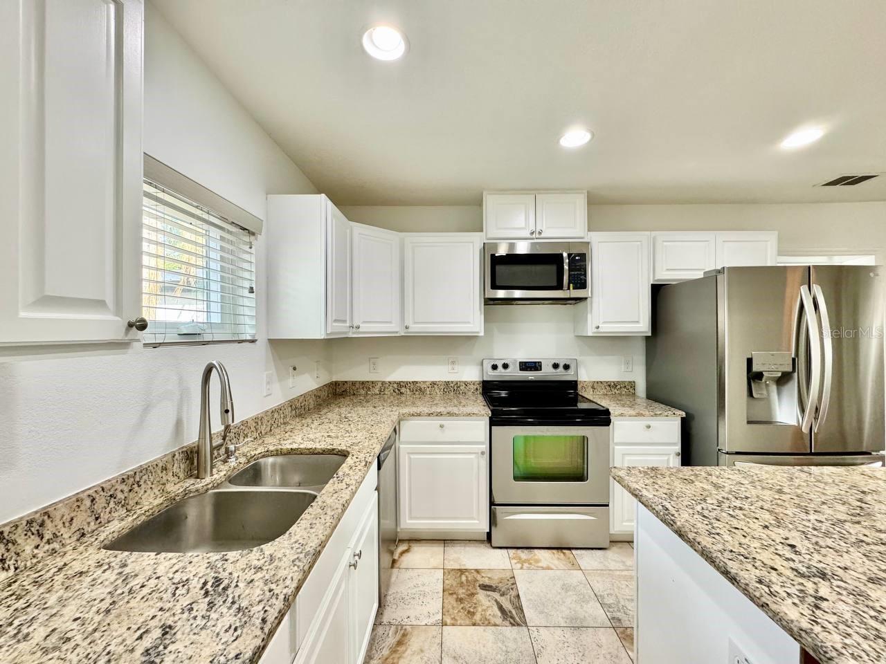 809 W HIAWATHA ST, TAMPA, FL, 33604