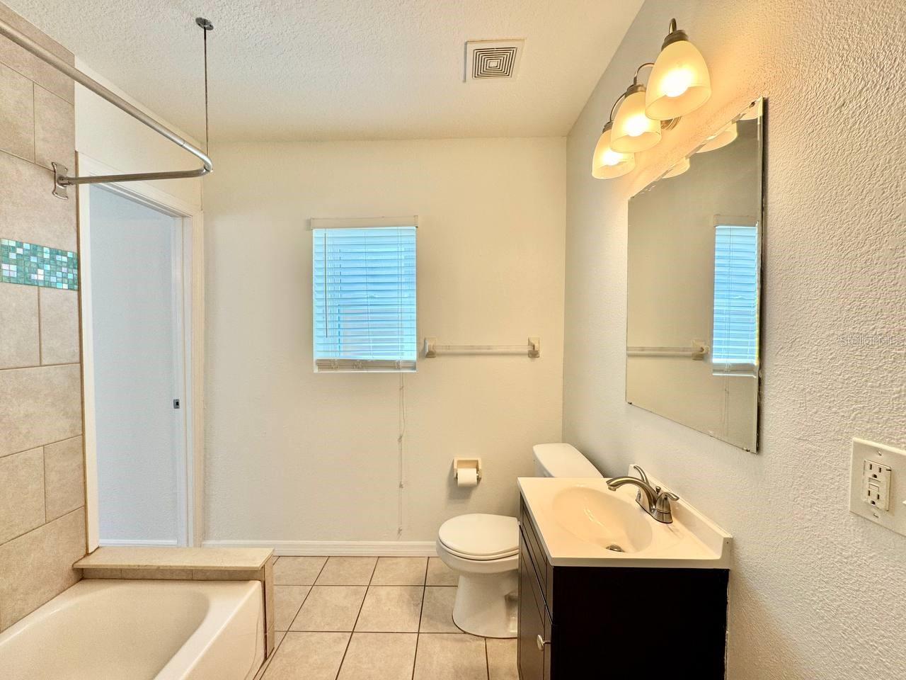 809 W HIAWATHA ST, TAMPA, FL, 33604