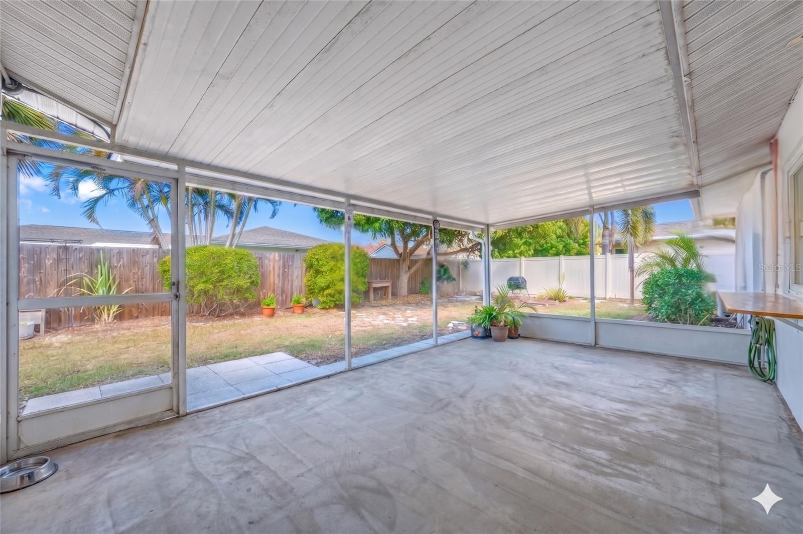 12277 91ST AVE, SEMINOLE, FL, 33772