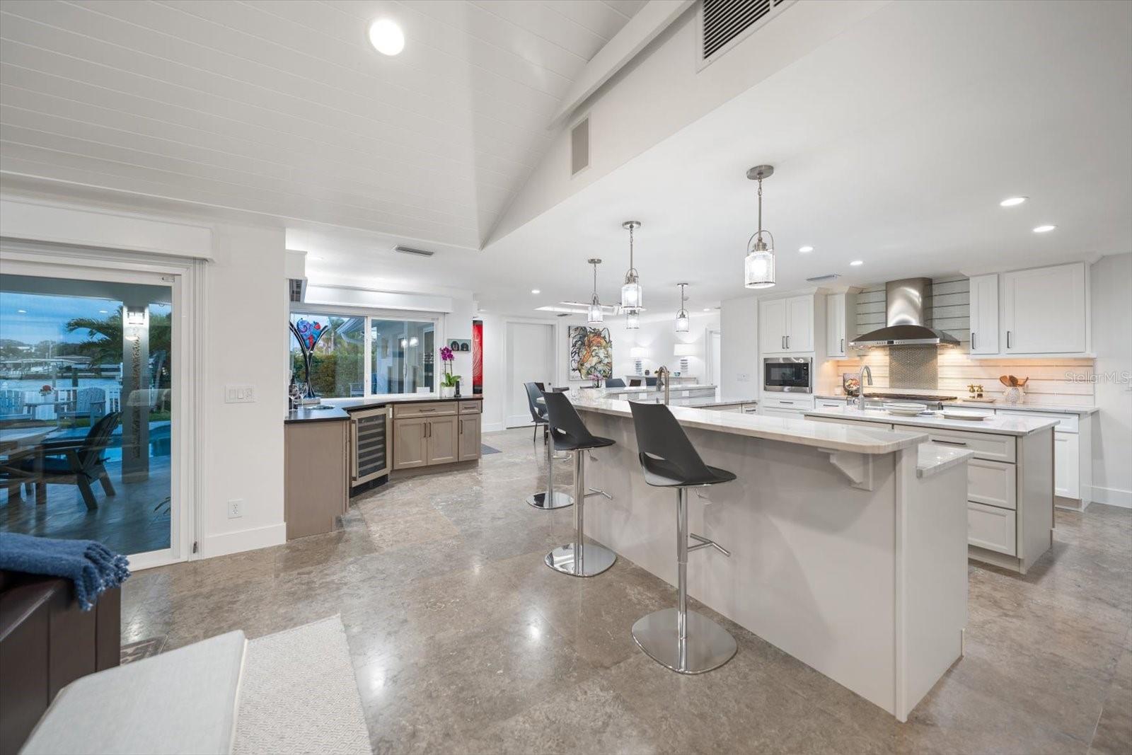 109 DRIFTWOOD LN, LARGO, FL, 33770