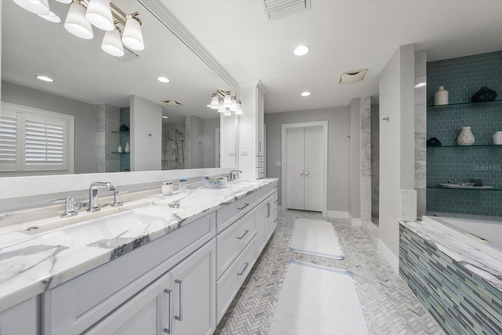 109 DRIFTWOOD LN, LARGO, FL, 33770