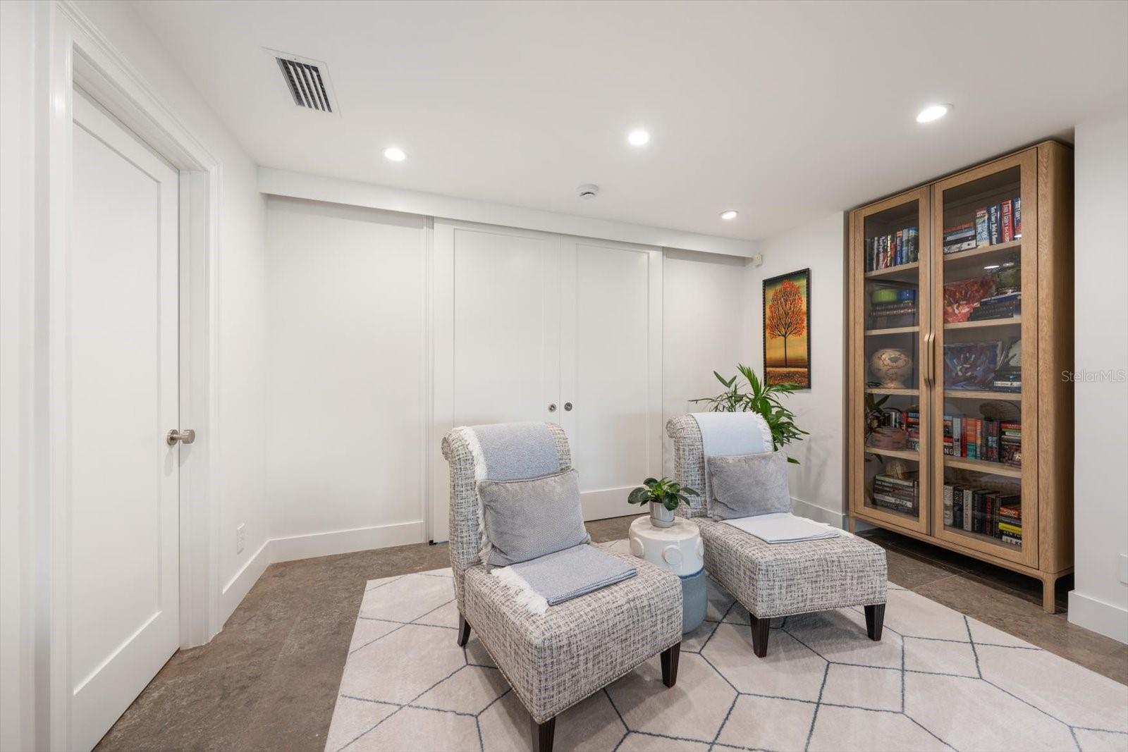 109 DRIFTWOOD LN, LARGO, FL, 33770