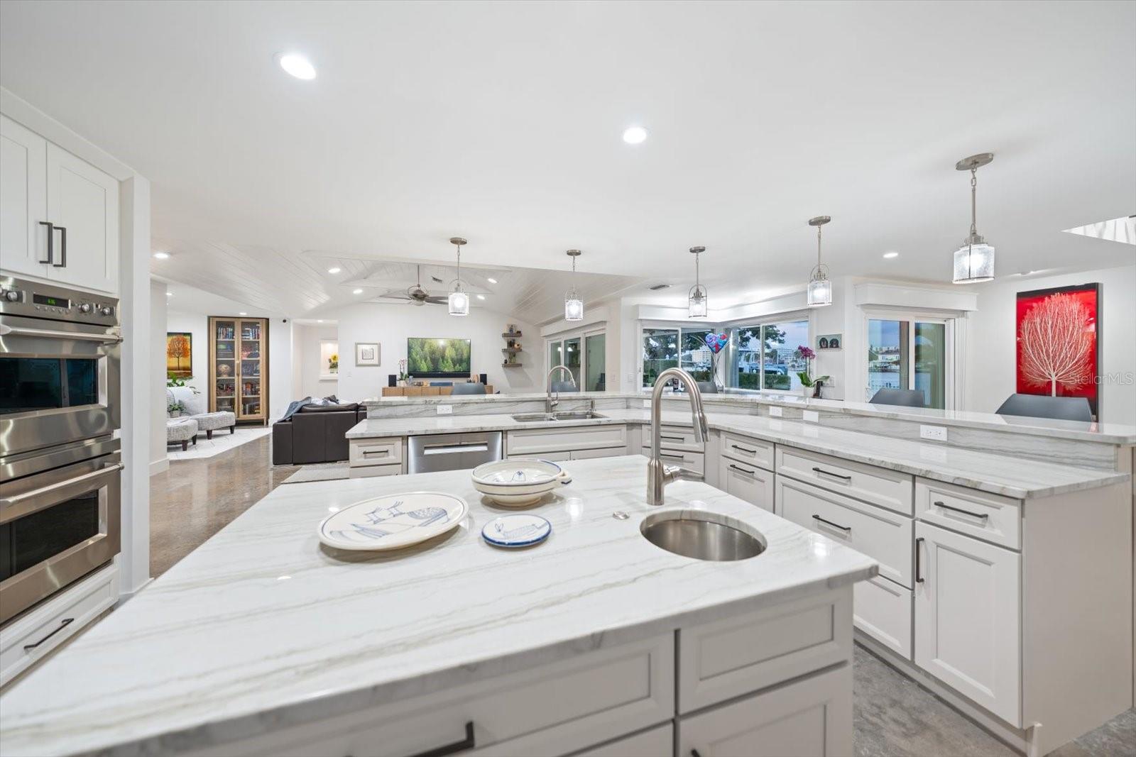 109 DRIFTWOOD LN, LARGO, FL, 33770