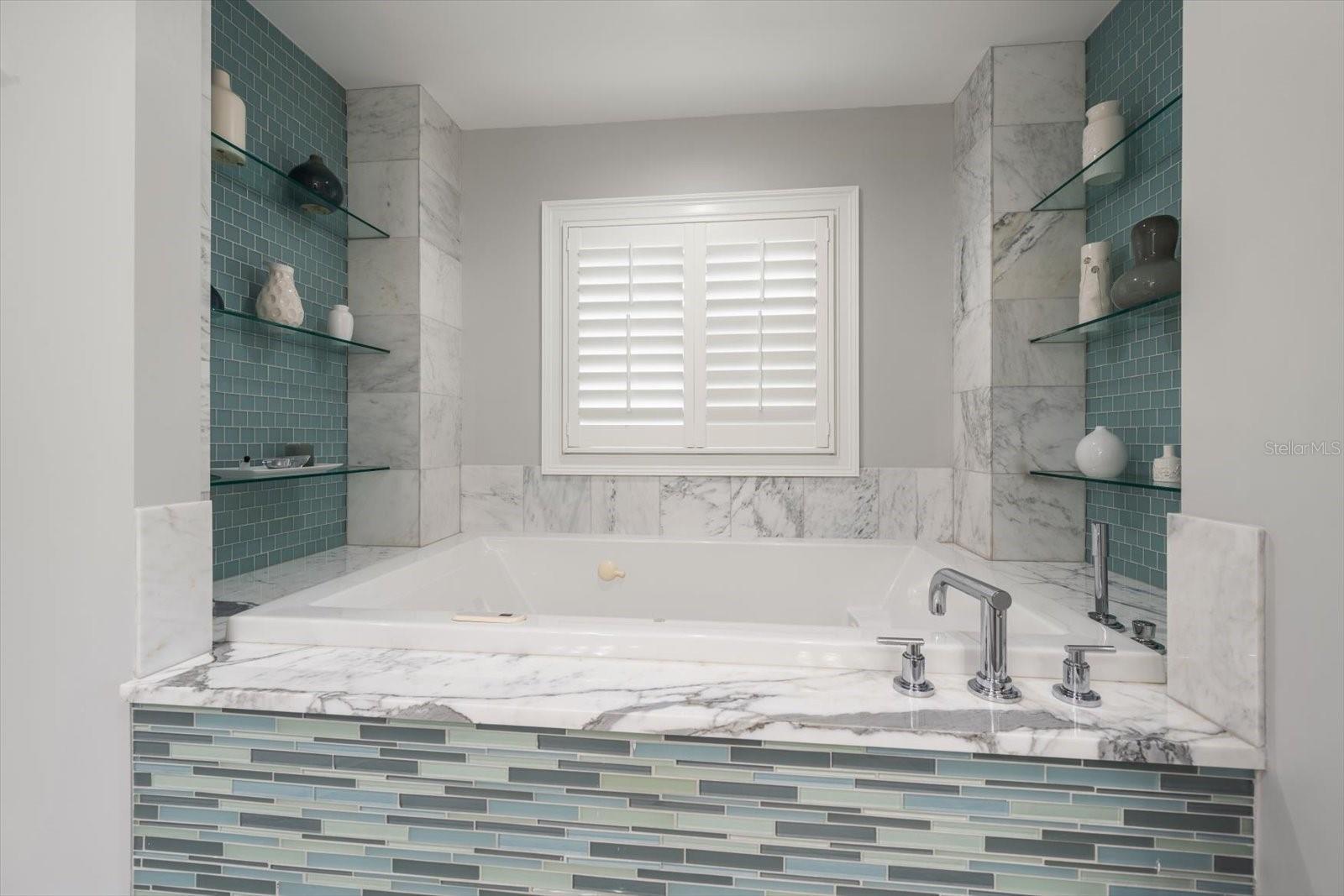 109 DRIFTWOOD LN, LARGO, FL, 33770