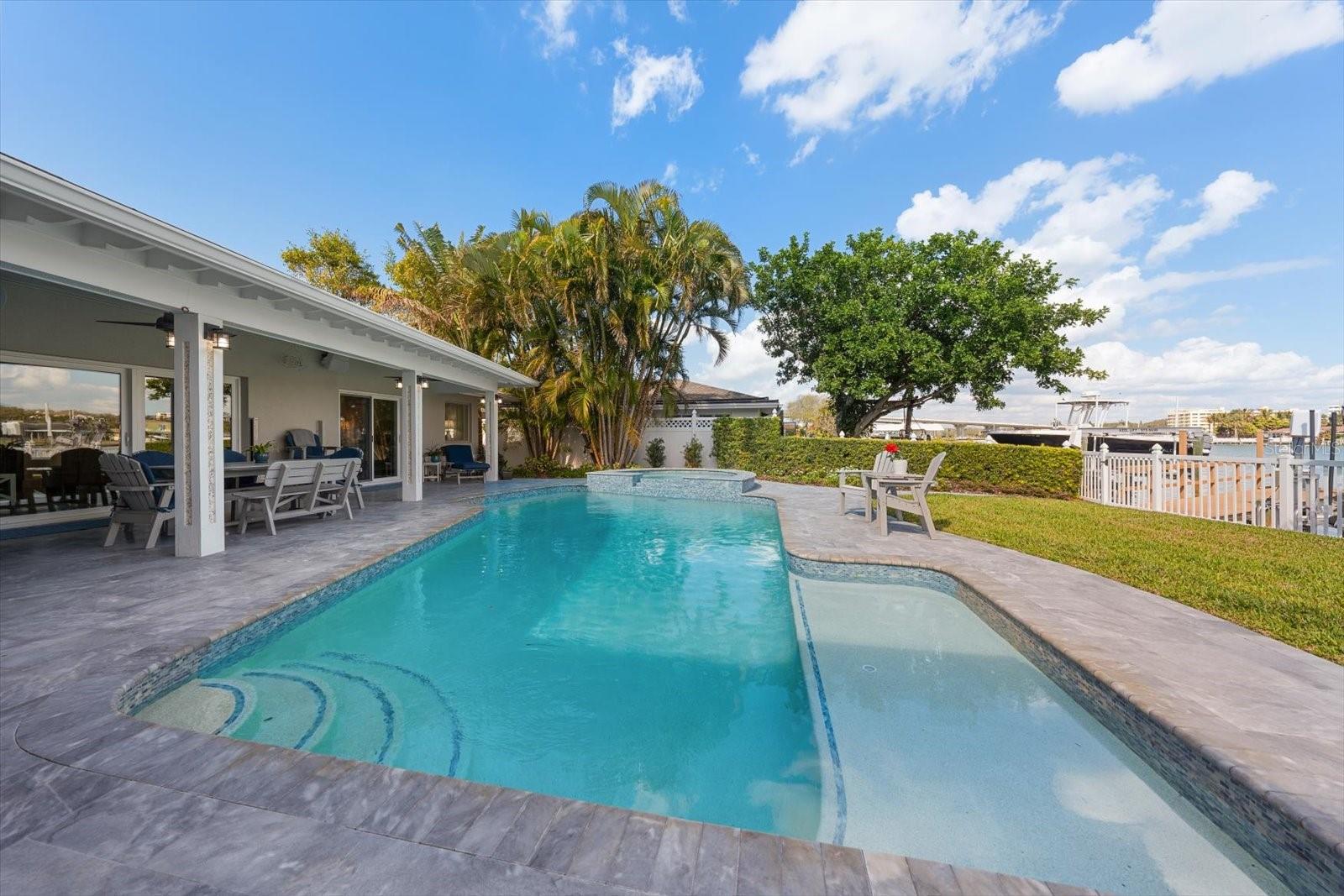 109 DRIFTWOOD LN, LARGO, FL, 33770