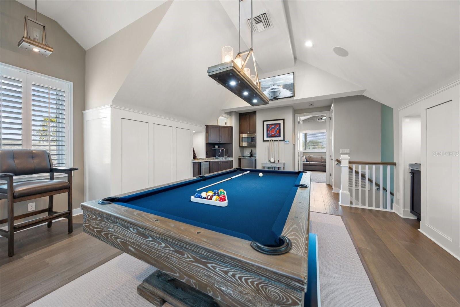 109 DRIFTWOOD LN, LARGO, FL, 33770