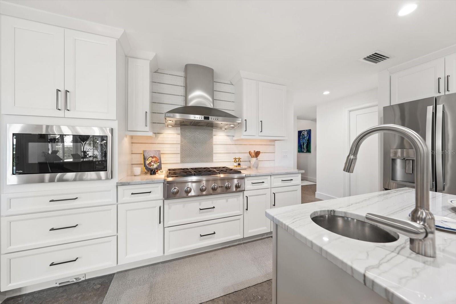 109 DRIFTWOOD LN, LARGO, FL, 33770