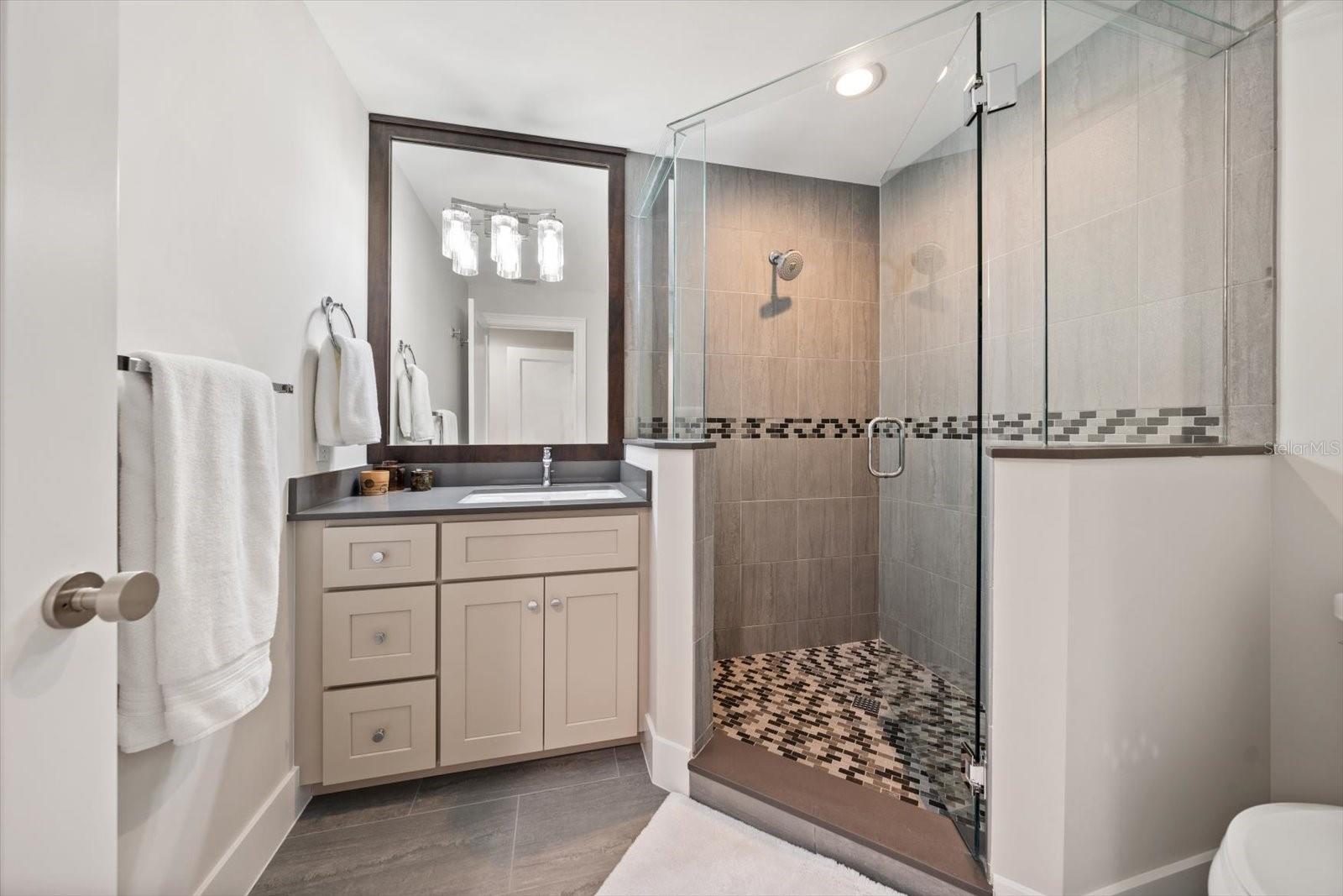 109 DRIFTWOOD LN, LARGO, FL, 33770