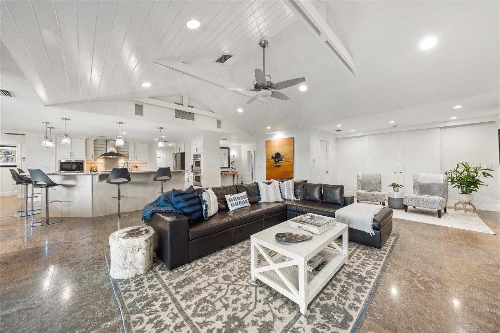 109 DRIFTWOOD LN, LARGO, FL, 33770