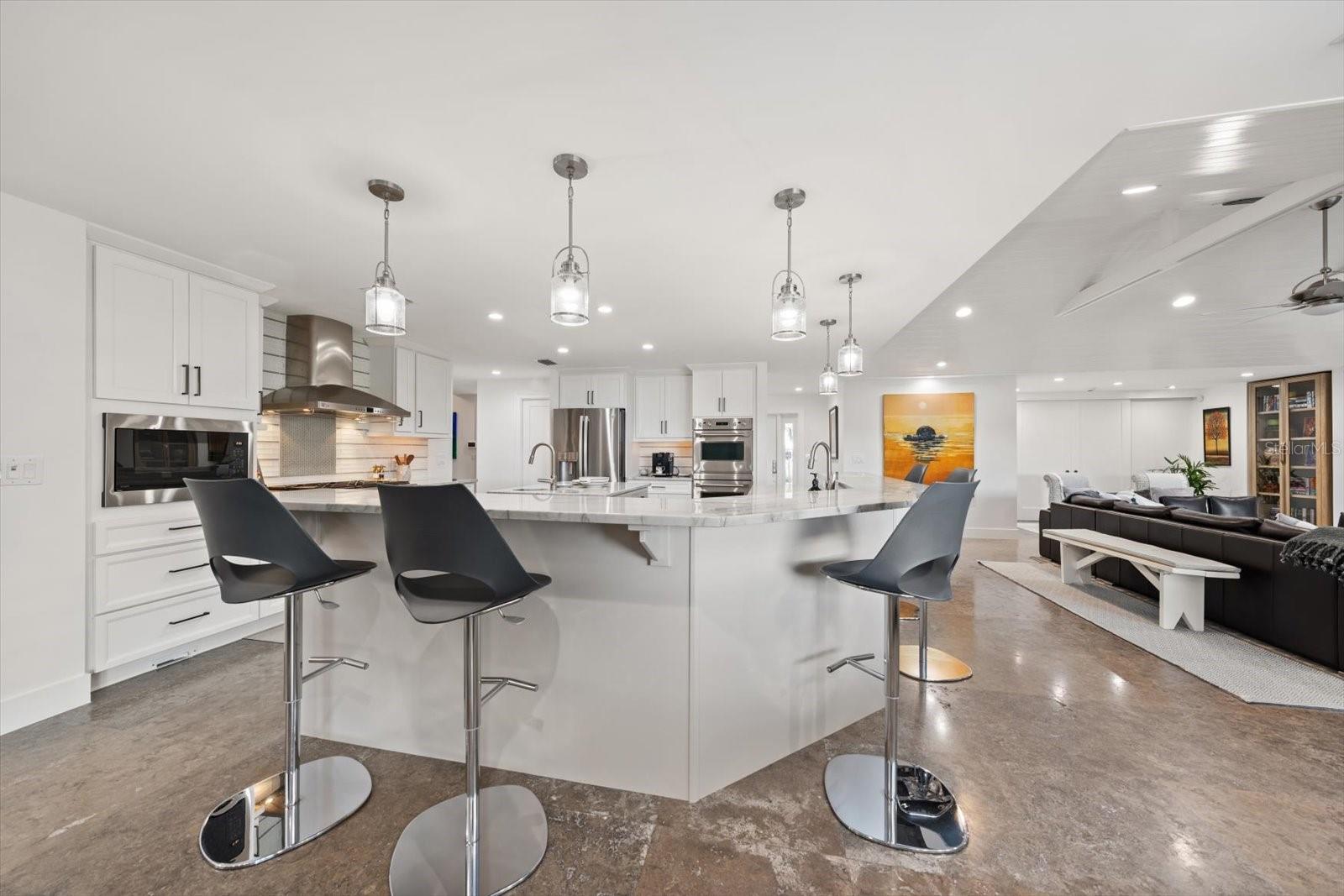 109 DRIFTWOOD LN, LARGO, FL, 33770