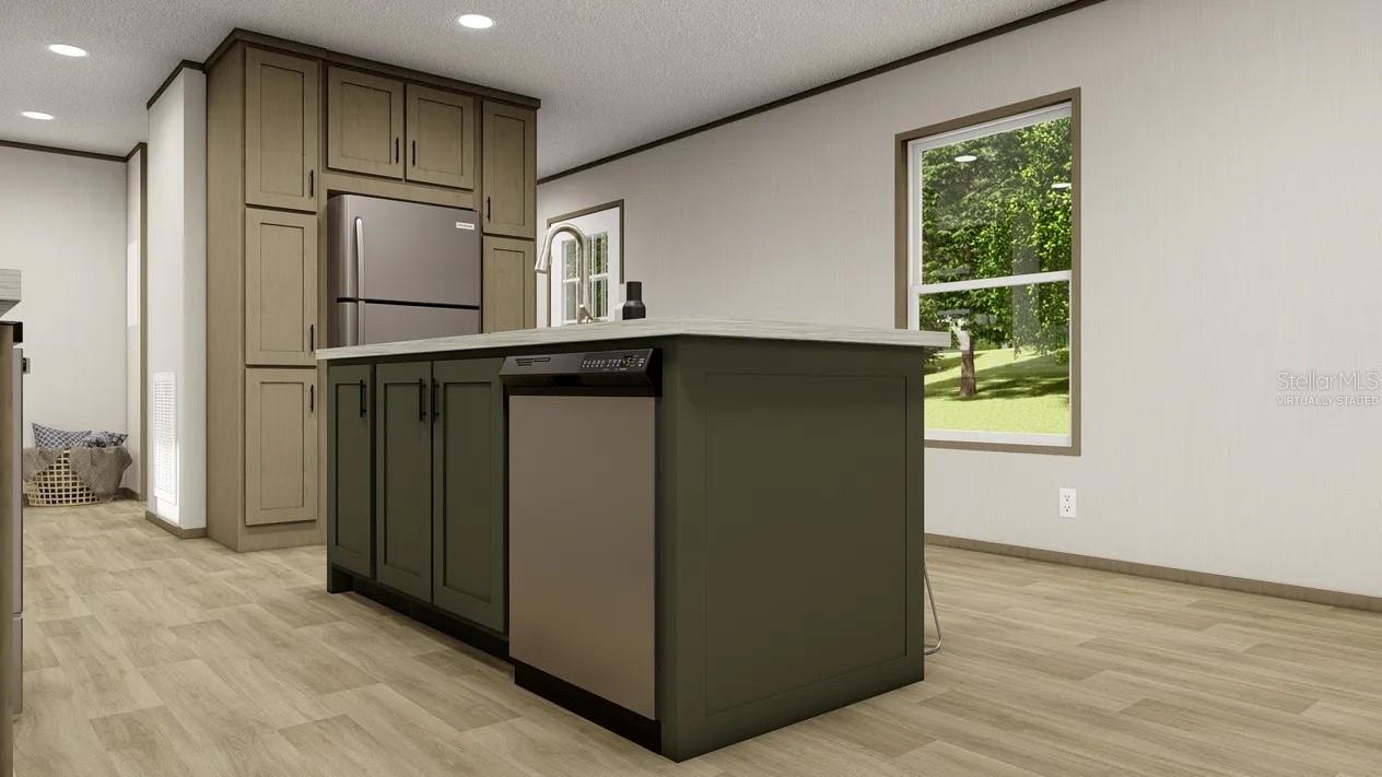 33242 FOREST RIDGE RD, DELAND, FL, 32720