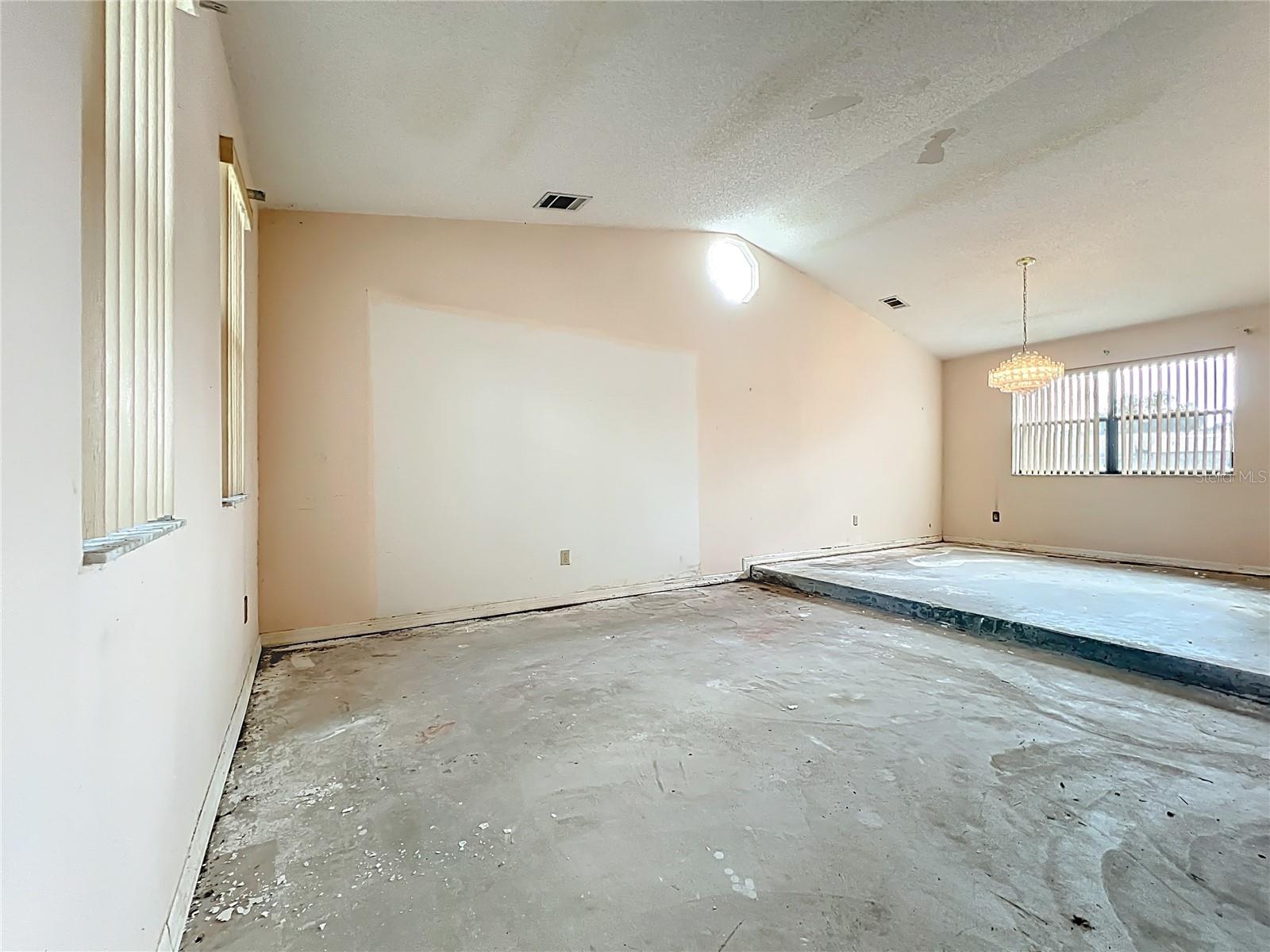 3915 FAY BLVD, COCOA, FL, 32927