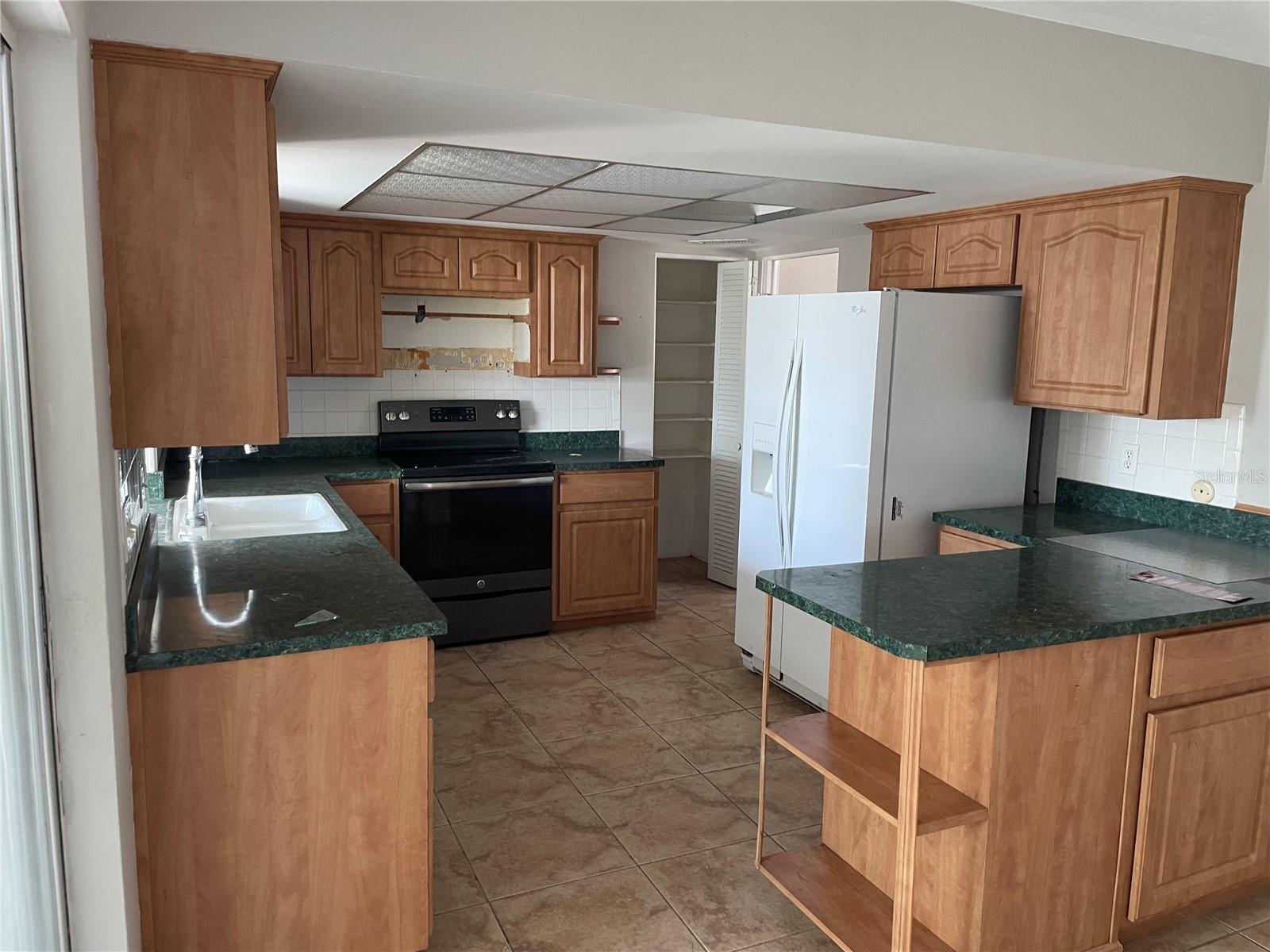 10307 SANDPIPER RD W, BRADENTON, FL, 34209