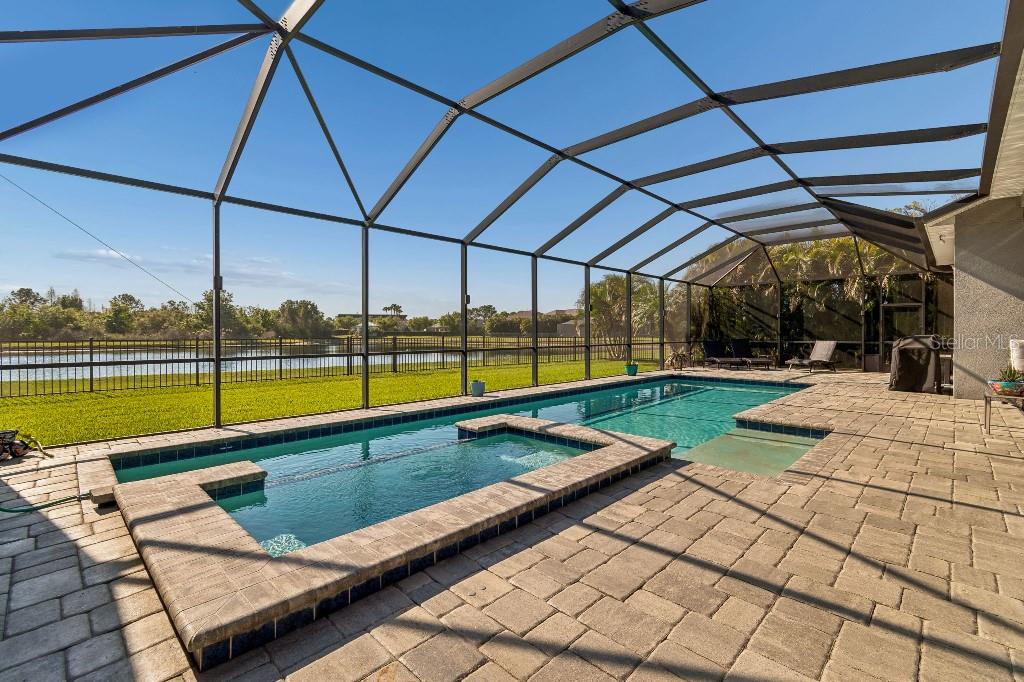 6911 PARK STRAND DR, APOLLO BEACH, FL, 33572
