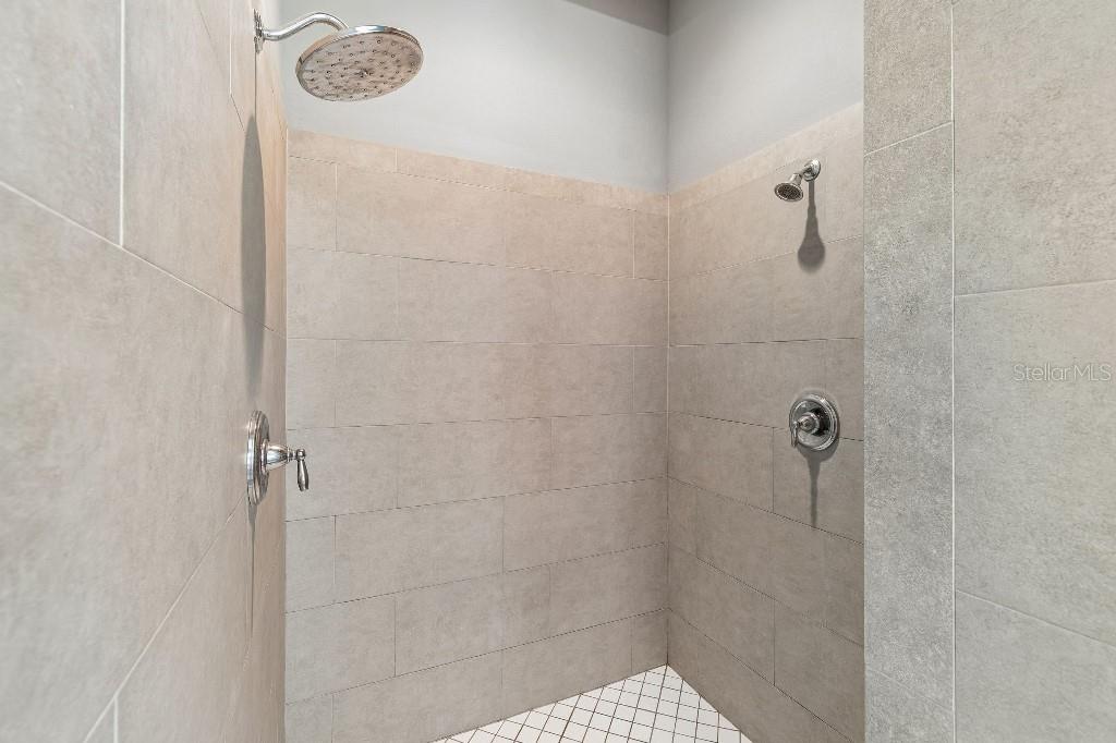 6911 PARK STRAND DR, APOLLO BEACH, FL, 33572