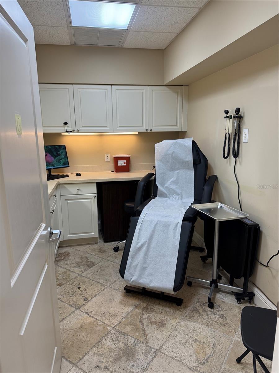 300 NW BETHANY DR #320-322, PORT ST LUCIE, FL, 34986