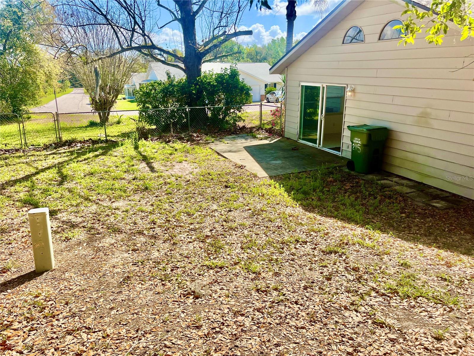 215 FERNWOOD ST, LEESBURG, FL, 34748